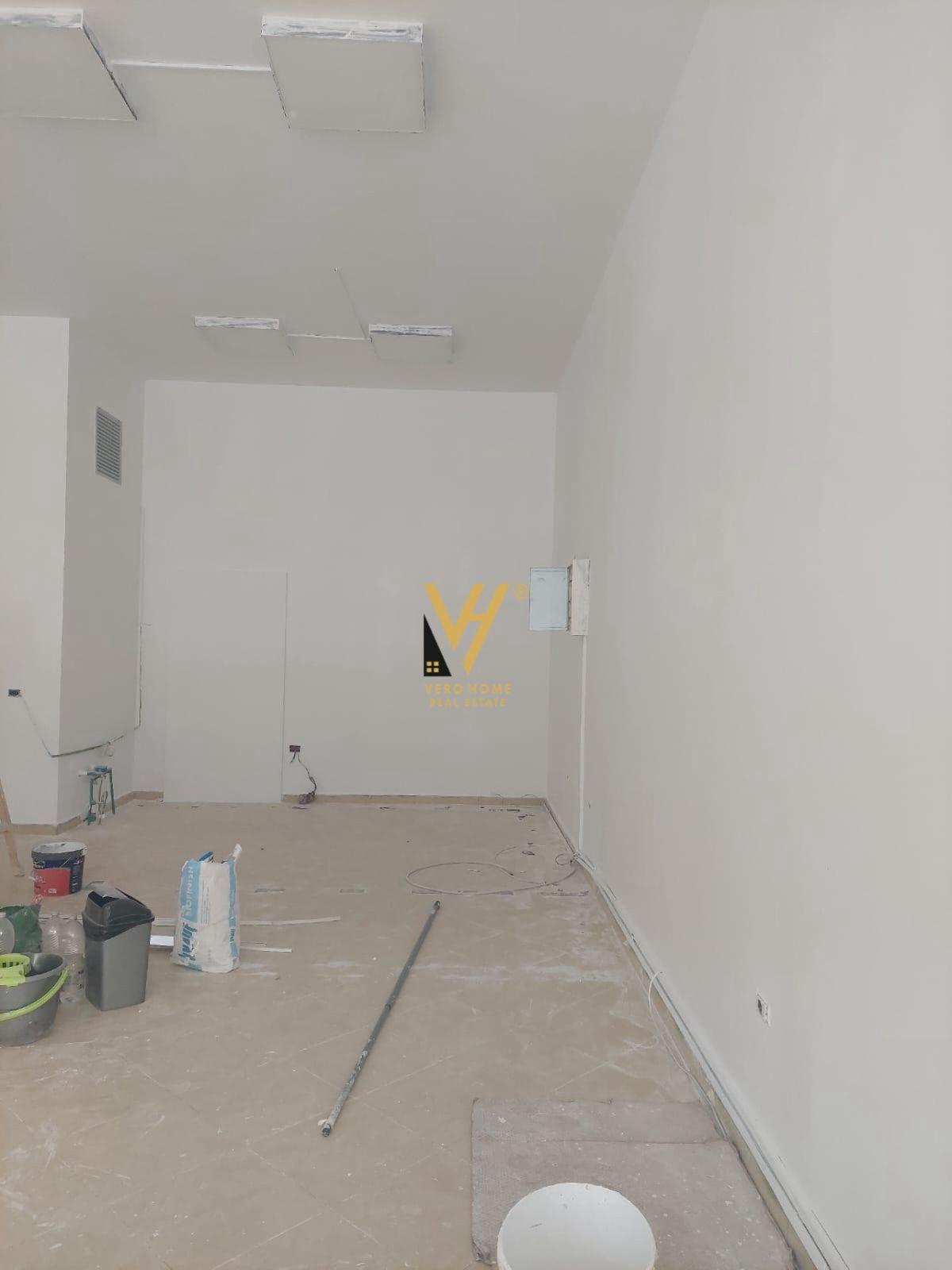 JEPET DYQAN 64 M2 ME QERA TE PALLATI ME SHIGJETA 80.000 LEKE – Tiranë - 1