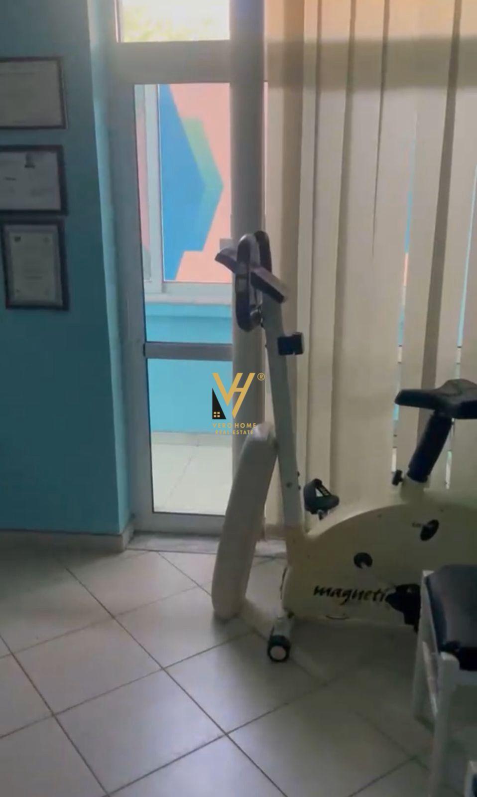 SHITET NJESI BIZNESI 90 M2 TEK VASIL SHANTO 44.000.000 LEKE – Tiranë