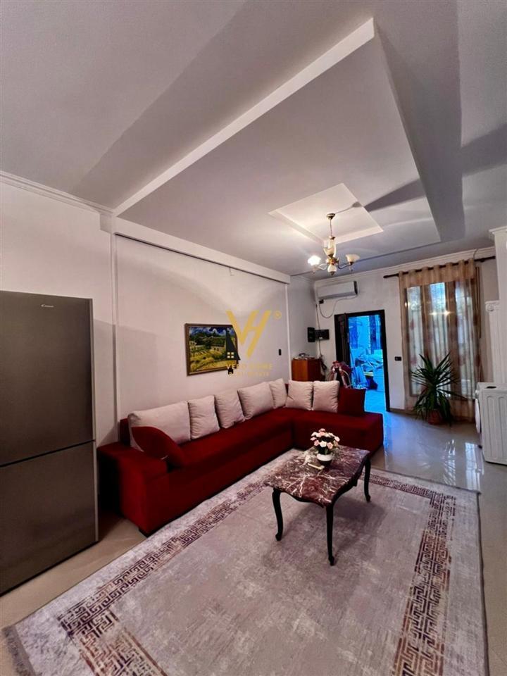 JEPET APARTAMENT 2+1+BLK ME QIRA NE SELITE 50.000 LEKE – Tiranë