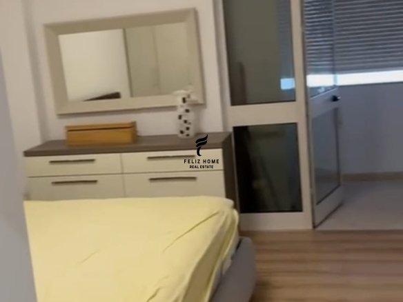 ZYRE ME QERA 135 M2 QENDER 1.200 EURO FH-64685 – Tiranë