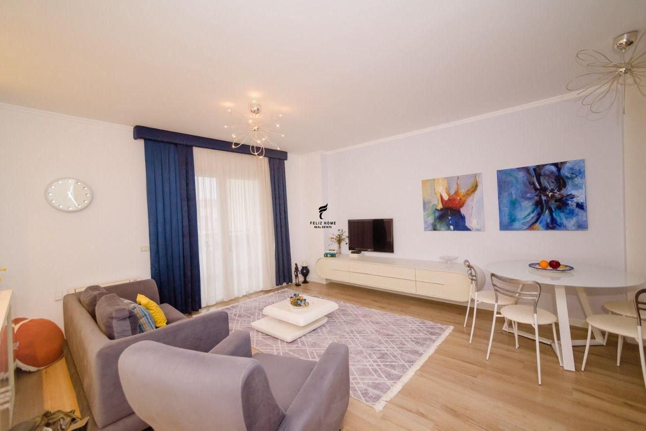 APARTAMENT ME QERA 2+1 BULEVARDI BAJRAM CURRI 90.000 LEKE FH – Tiranë