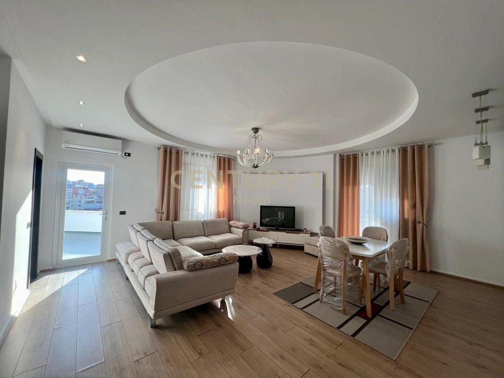 QIRA,APARTAMENT 3+1 (PENTHOUSE) TE GARDA – Tiranë