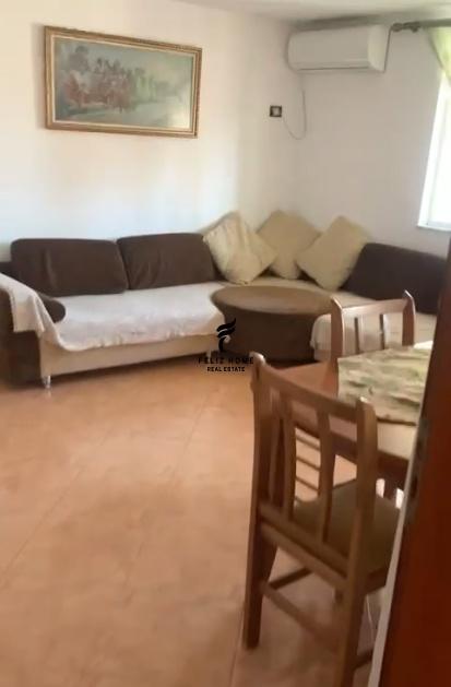 SHITET APARTAMENT 3+1 PAZARI RI 19.000.000 LEKE FH-75440 – Tiranë