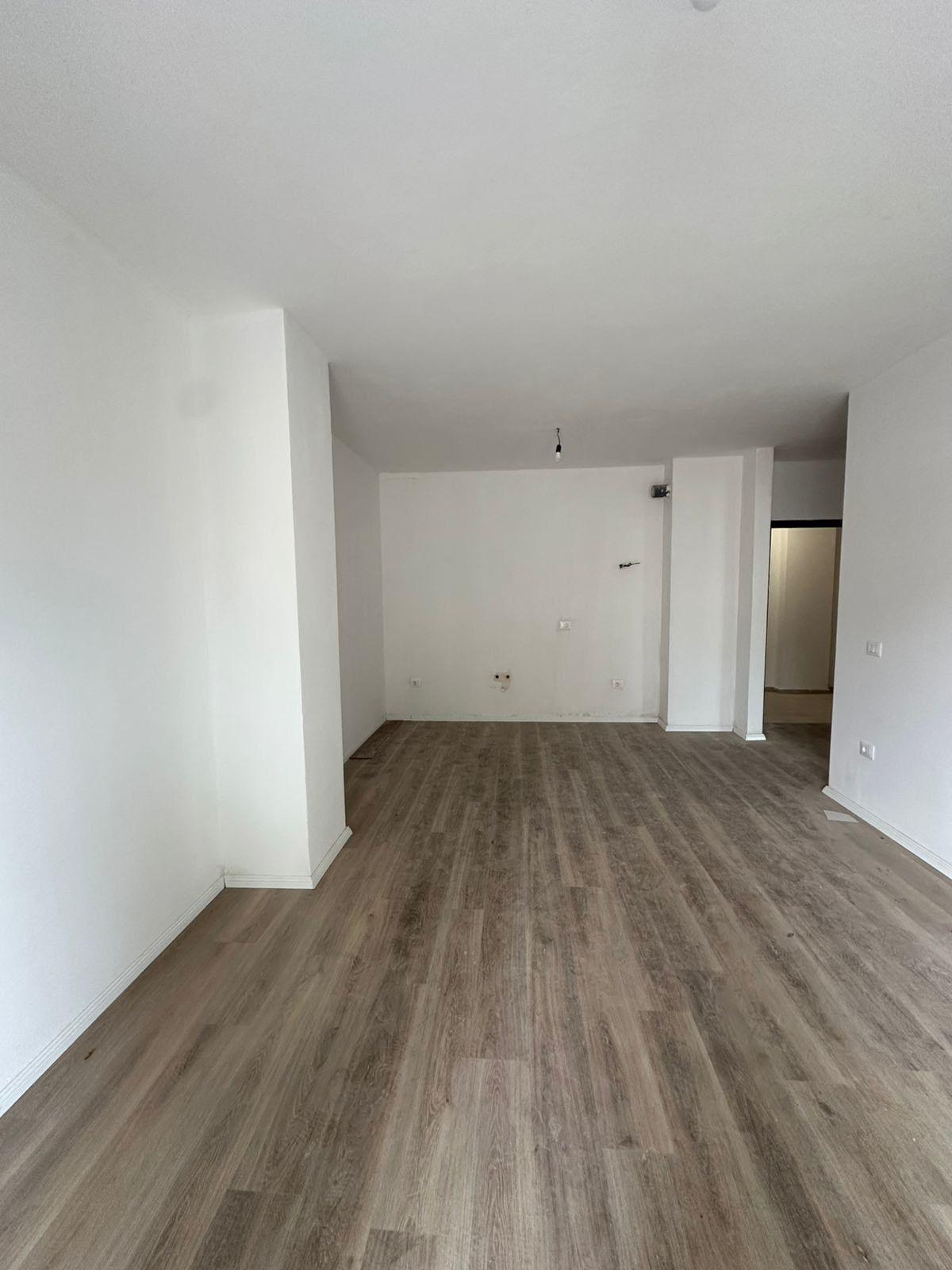 🏡 SHITET APARTAMENT 1+1 – KOMPLEKSI AURA – Tiranë