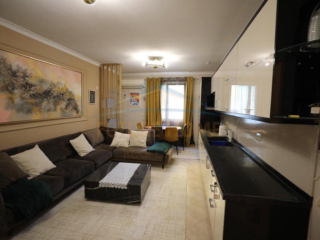 0694603851,Qera, Apartament 2+1 + Garazh, Kodra e Diellit – Tiranë