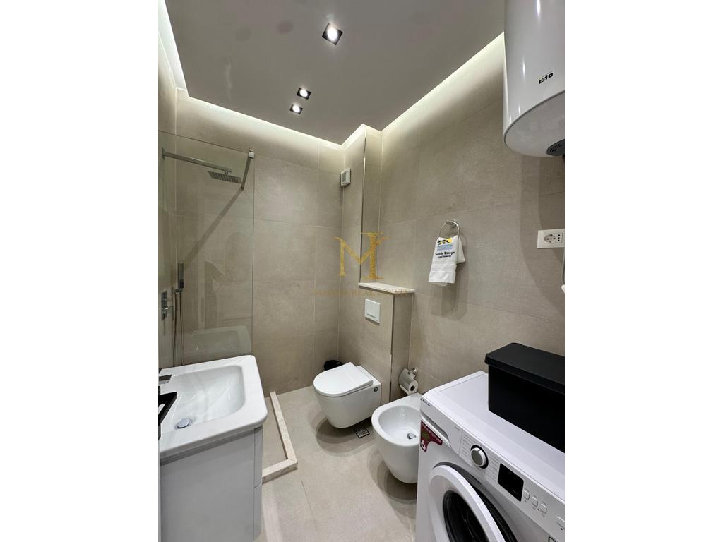 SHITET APARTAMENT 1+1 MALI I ROBIT! – Durrës