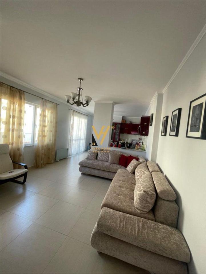 JEPET APARTAMENT 2+1+BLK ME QERA NE YZBERISHT 50.000 LEKE – Tiranë - 1