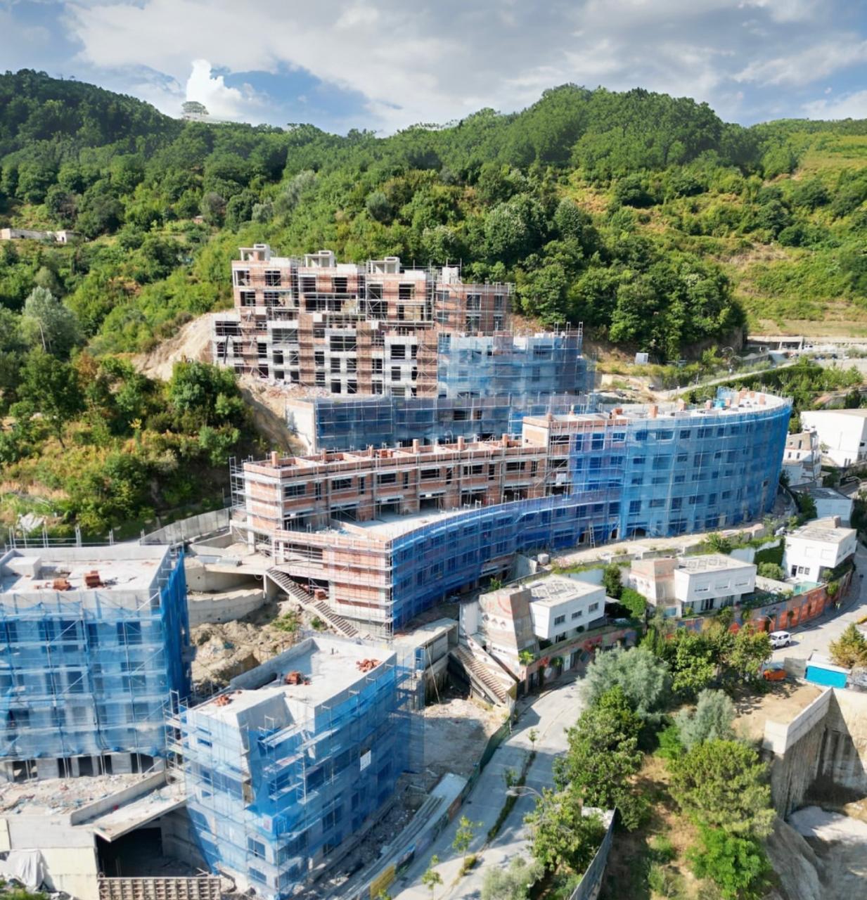 Ky duplex 1+1 ndodhet në rezidencën Kodra e Diellit Residenc – Tiranë - 1