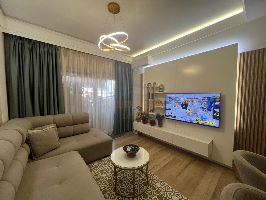 0692268458 Shitet, Apartament 2+1+2, Quartum Residence – Tiranë