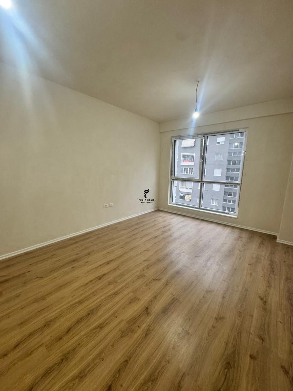 SHITET APARTAMENT 3+1+2+DEPO KOMUNA E PARISIT 375.000 EURO F – Tiranë