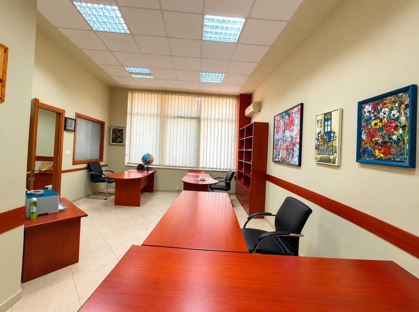 JEPET ME QIRA ZYRË – MYSLYM SHYRI ID 5484 – Tiranë