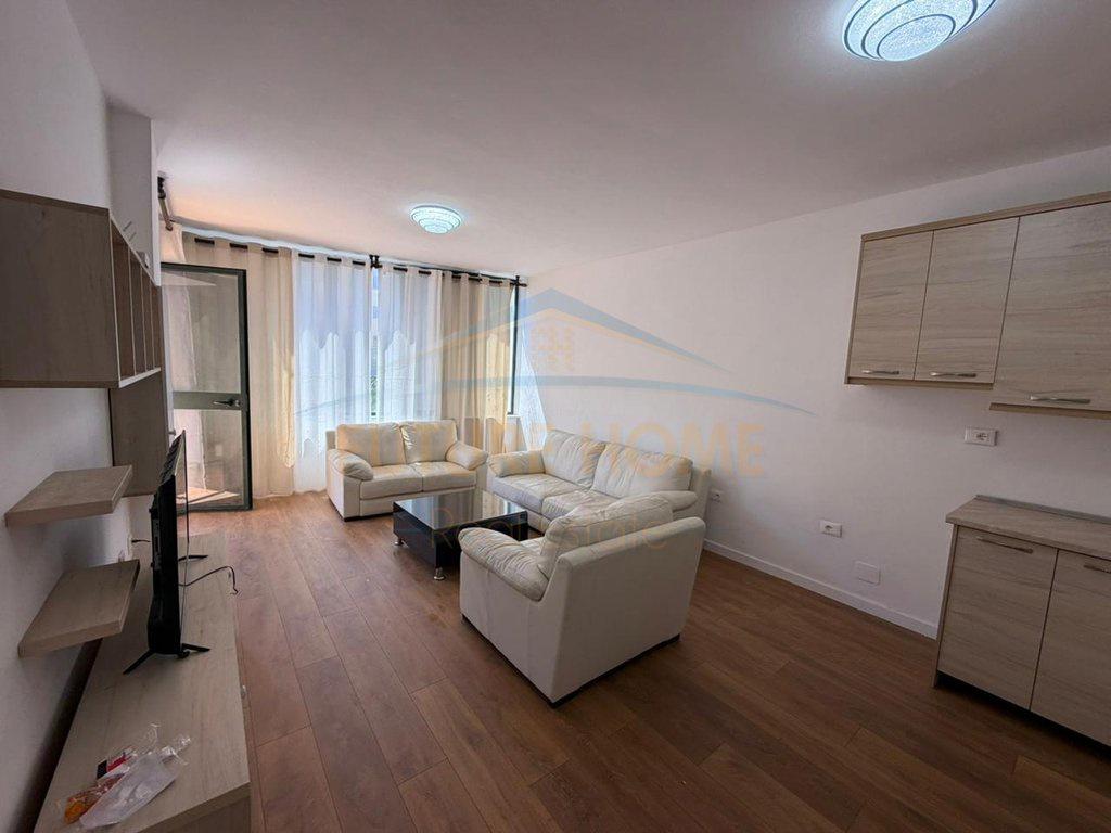 0697048063 Shitet, Apartament 1+1, Golem, Kavajë – Durrës