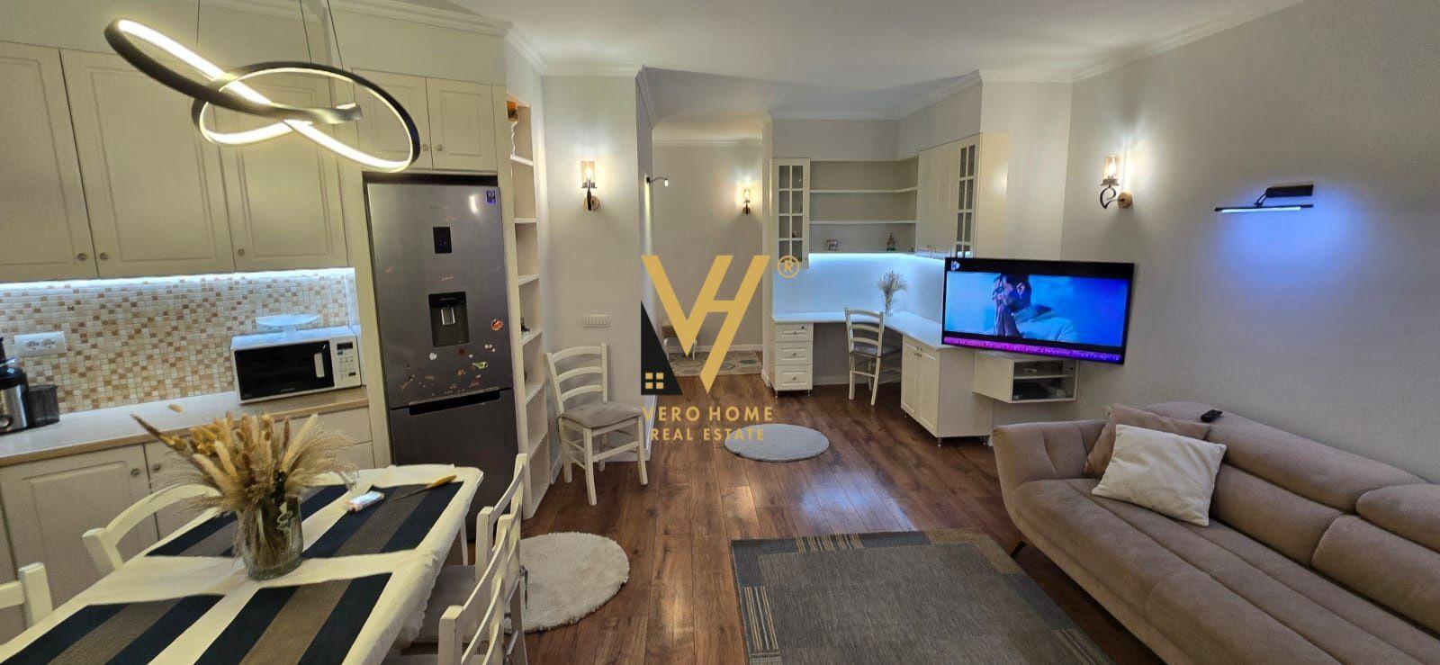 JEPET APARTAMENT 3+1+2+2 BLK ME QERA KODRA DIELLIT 1.100 EUR – Tiranë