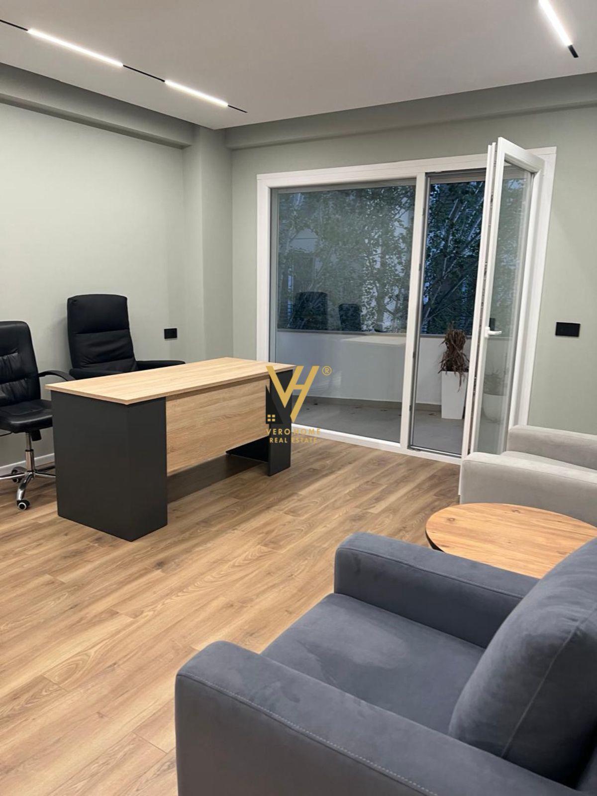 JEPET ZYRE 100 M2 ME QIRA TE LIQENI I THATE 900 EURO – Tiranë - 1