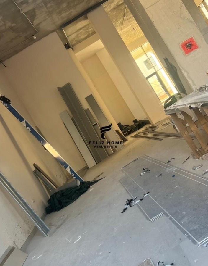 DYQAN ME QERA 200M2 QENDER 5500 EURO – Tiranë - 1