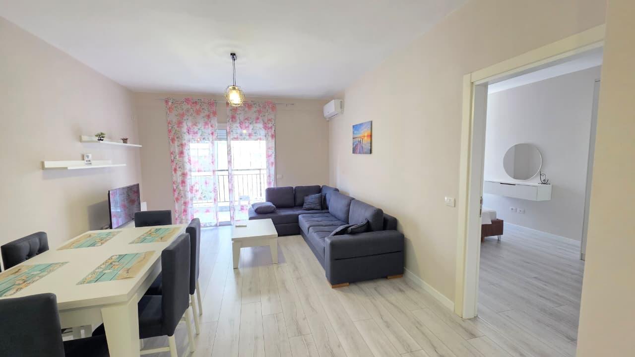 Apartament 2+1 Me Qera Afatgjate Ne Vlore – Vlorë