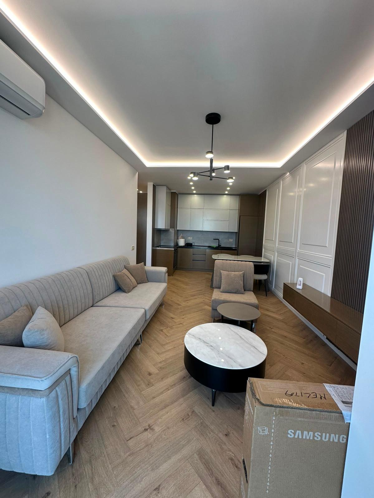 JEPET ME QIRA | APARTAMENT 2+1 – GOLDEN TOWER – Tiranë