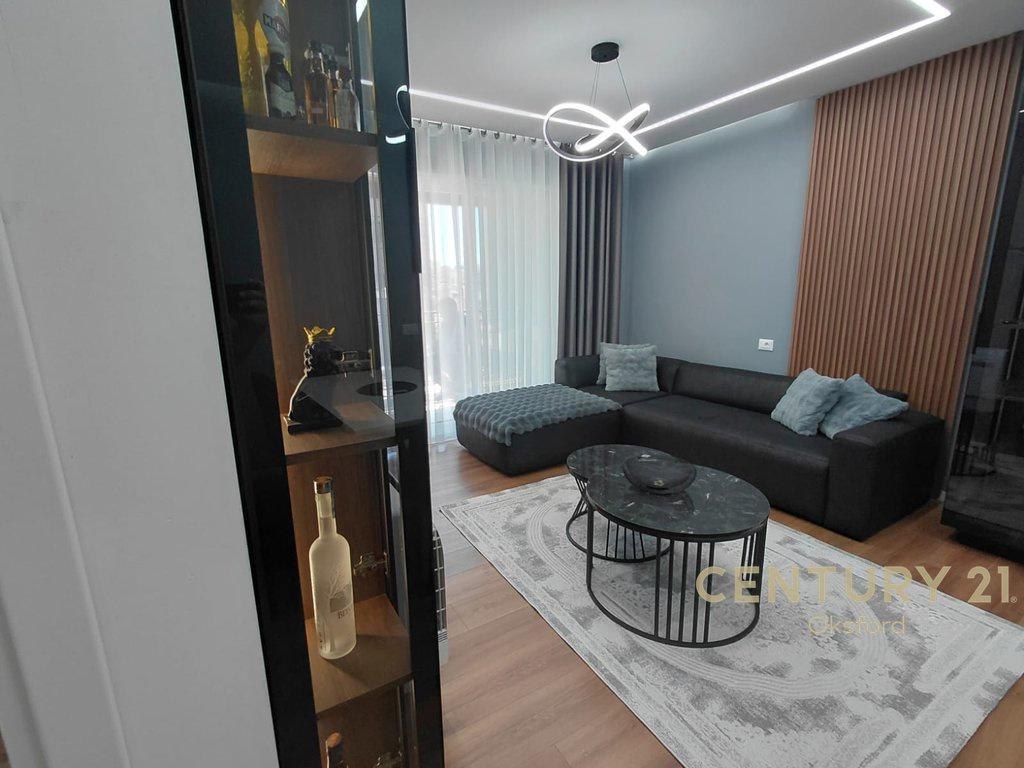 Jepet me qira apartament 2+1+2 te Ish-Fusha e Aviacionit – Tiranë