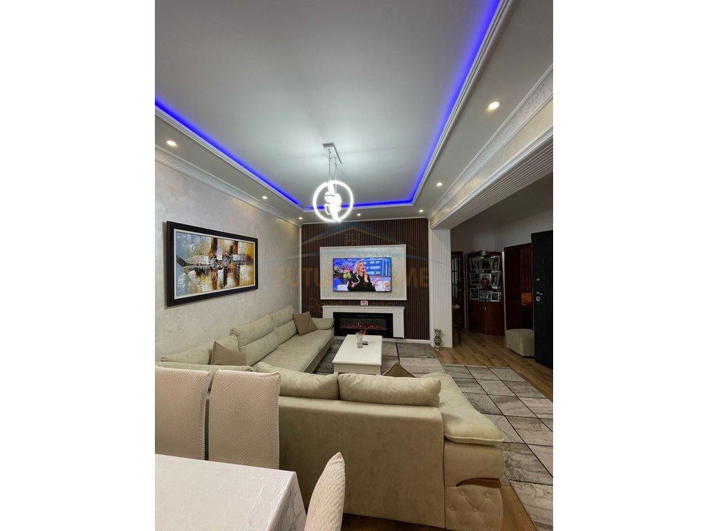 0696044423Shitet, Apartament 2+1, Prane Markates, Durrës – Tiranë