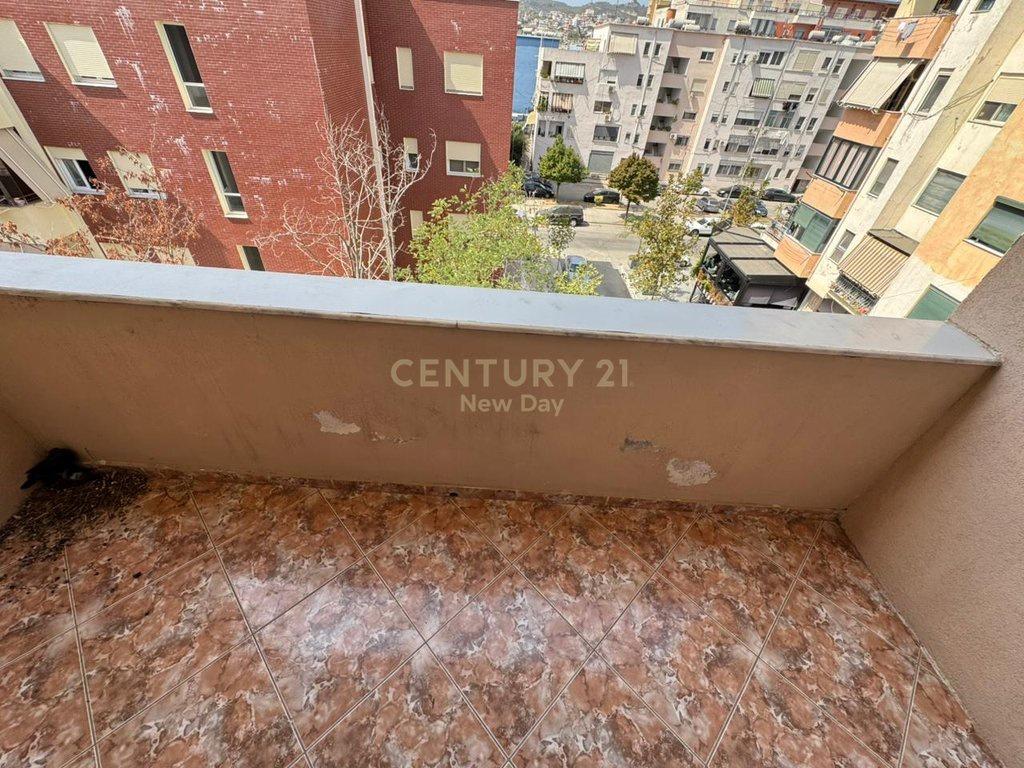 +355698329326 Apartament 3+1+2Tualete + 3 Ballkone Për Shitj – Durrës