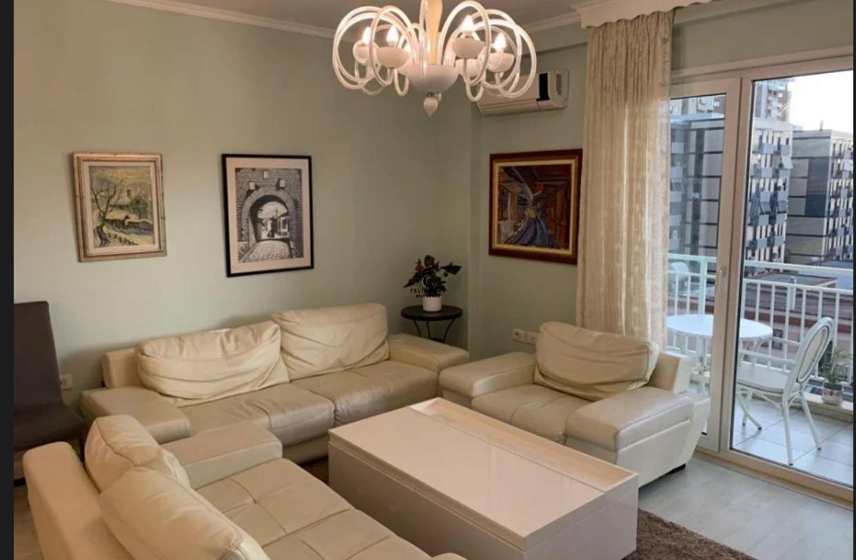 APARTAMENT ME QERA 3+1 STACIONI TRENIT 85.000 LEKE FH-71658 – Tiranë