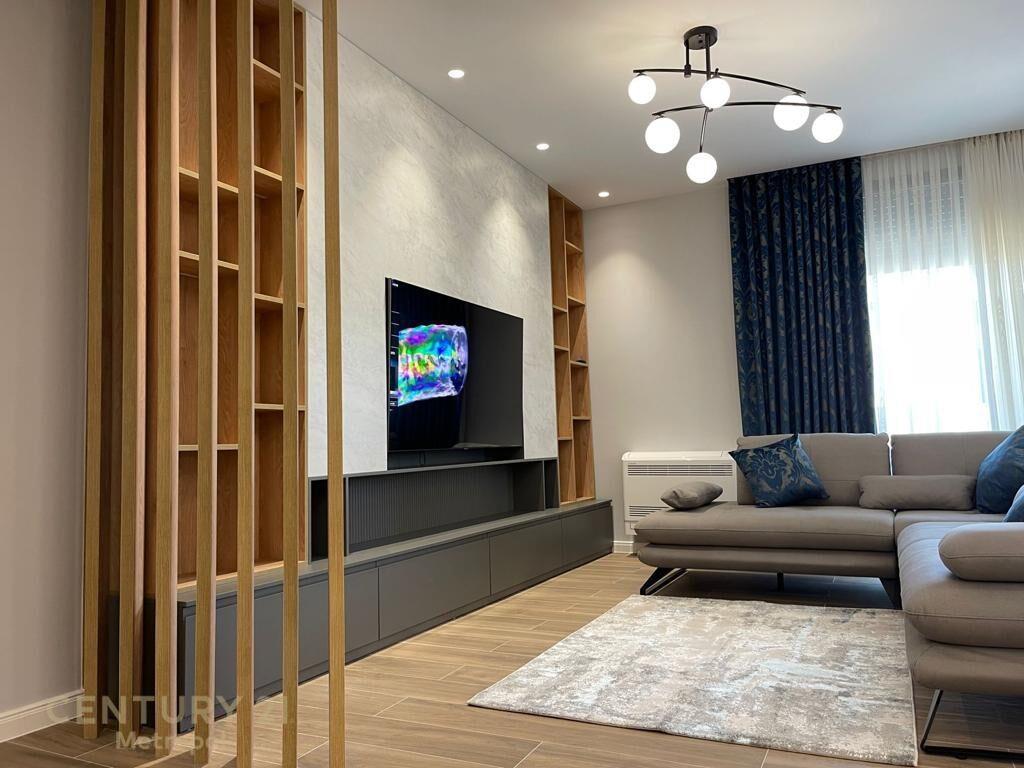 OFROJE PER QIRA APARTAMENT 2+1+2 ME 2 POST PARKIMI-TEG! – Tiranë - 1