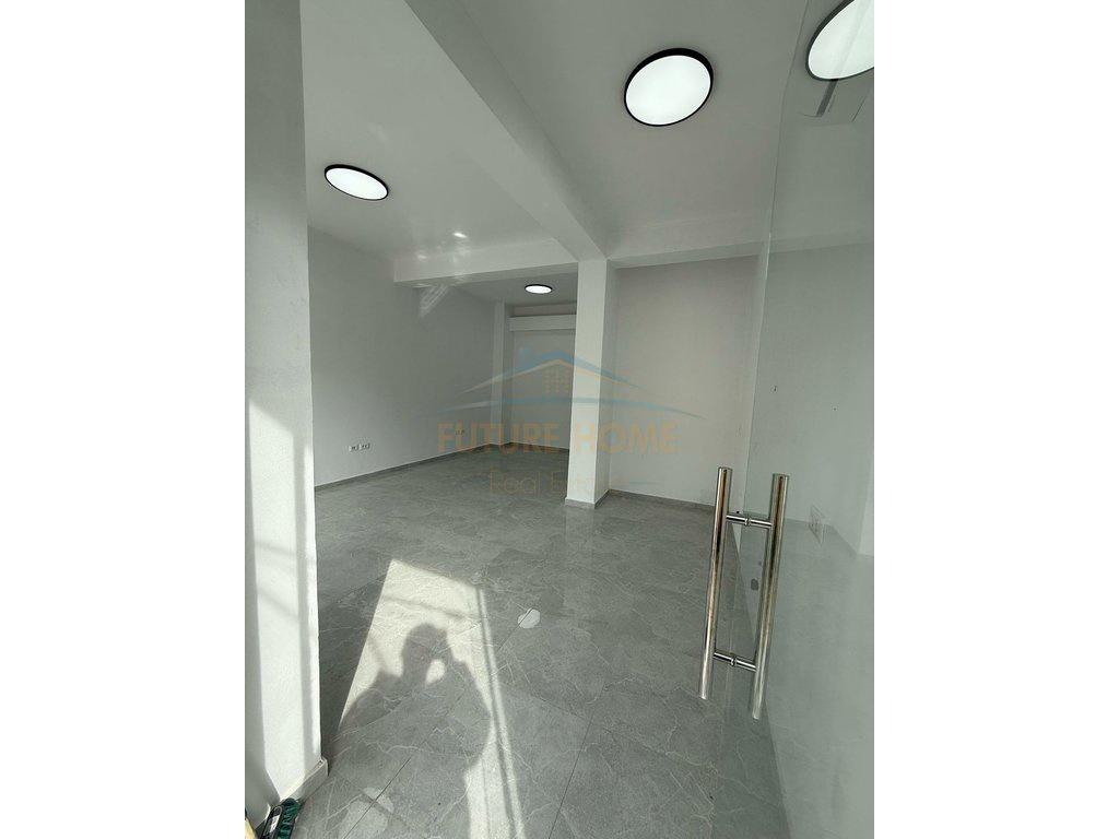 0696044423 Qera, Ambient Biznesi, Ish Rajoni,Durres – Durrës