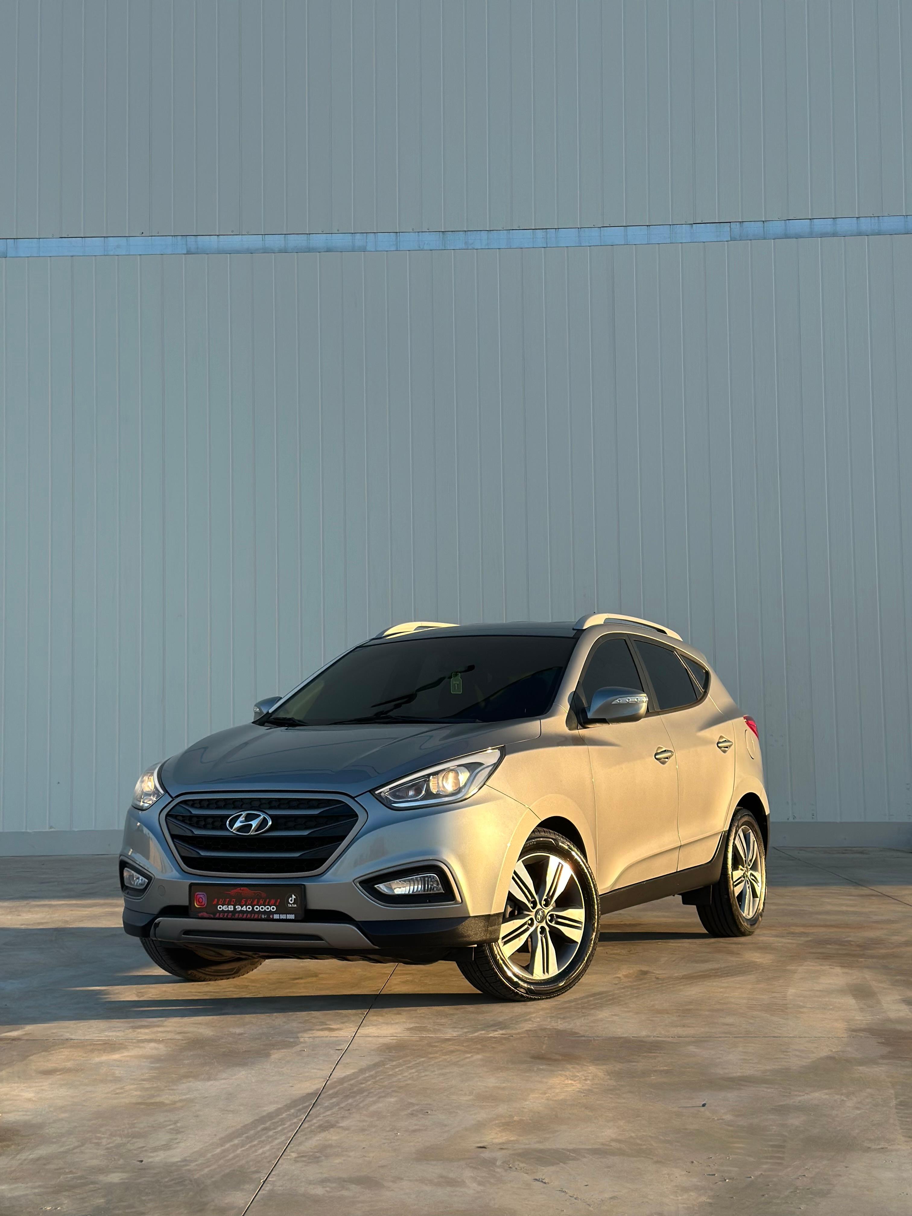 HYUNDAI TUCSON 2014 2.0 NAFT 0689400000 – Durrës