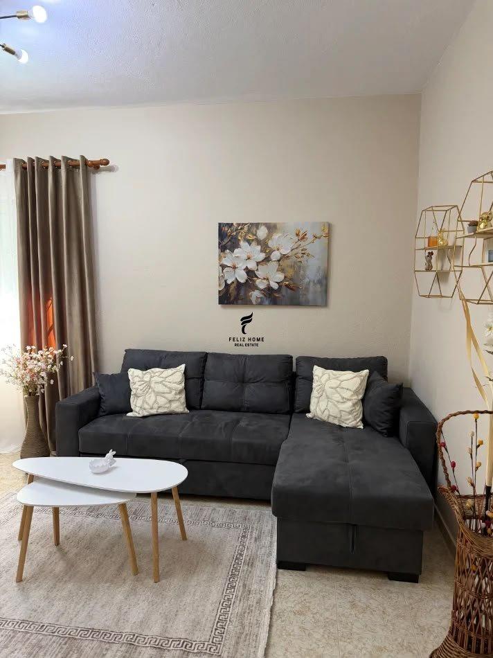 APARTAMENT ME QERA 1+1 RRUGA E ELBASANIT 70.000 LEKE FH-973 – Tiranë