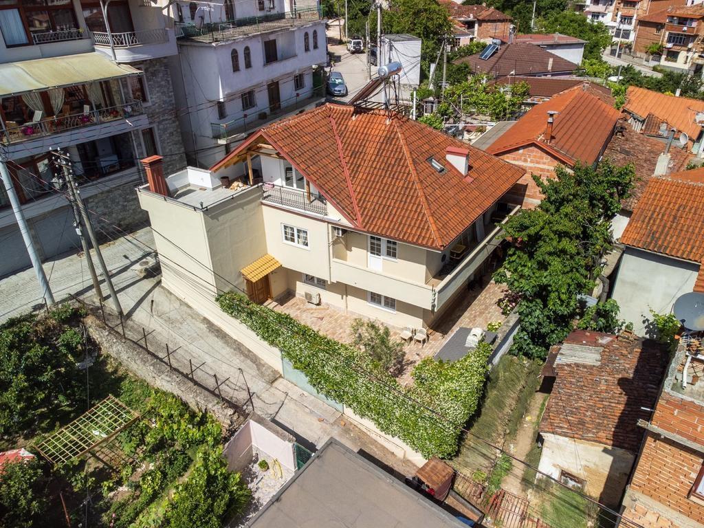 VILË PËR SHITJE NË LAGJEN E TOPLECIT , POGRADEC ! – Pogradec