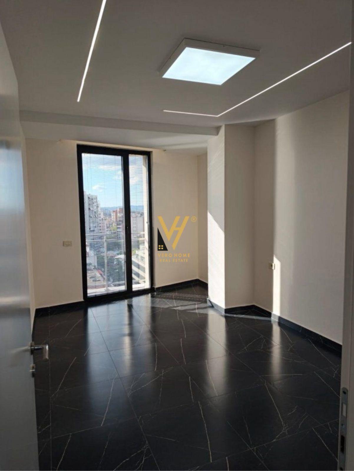 JEPET ZYRE 70 M2 ME QERA TE GOLDEN TOWER, MINE PEZA 600 EURO – Tiranë