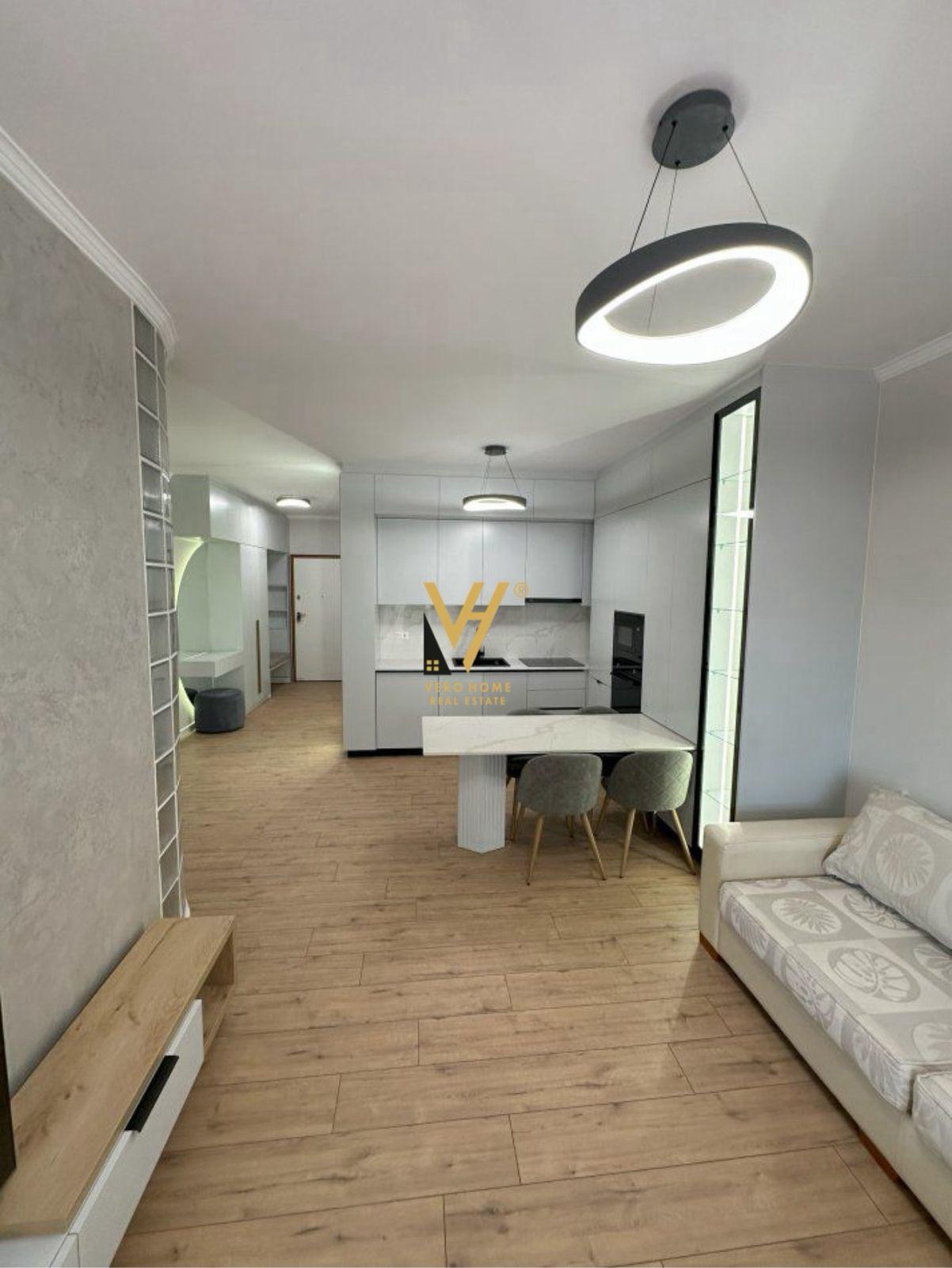 JEPET APARTAMENT 2+1+2+BLK ME QERA NE DON BOSKO 1.000 EURO – Tiranë