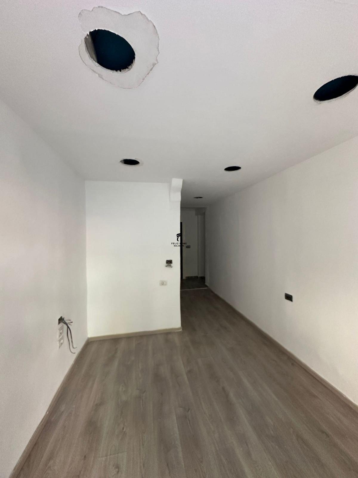 DYQAN ME QERA 35 M2 BLLOK 150.000 LEKE FH-80407 – Tiranë - 1