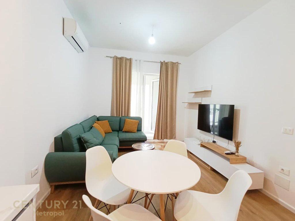 SHITET APARTAMENT 2+1+2 NË REZIDENCËN KAIMI, ALI DEMI – Tiranë