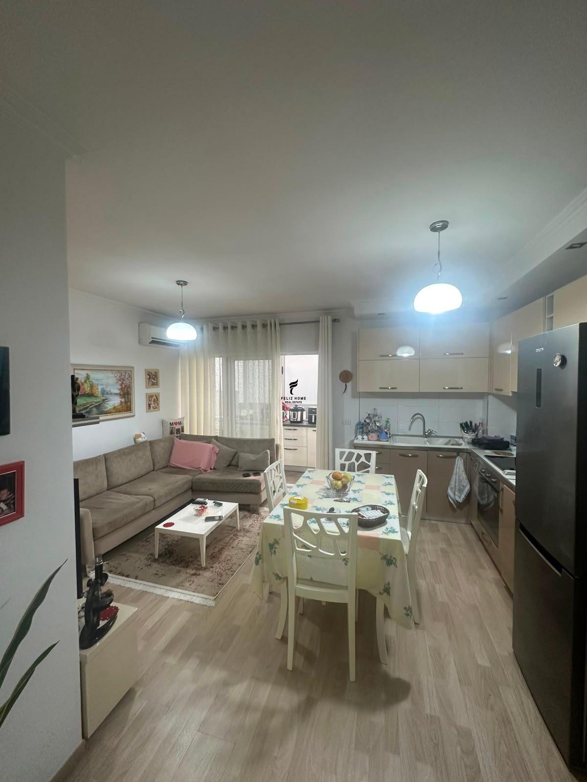 SHITET APARTAMENT 2+1 KOMUNA E PARISIT 20.000.000 LEKE FH-9 – Tiranë
