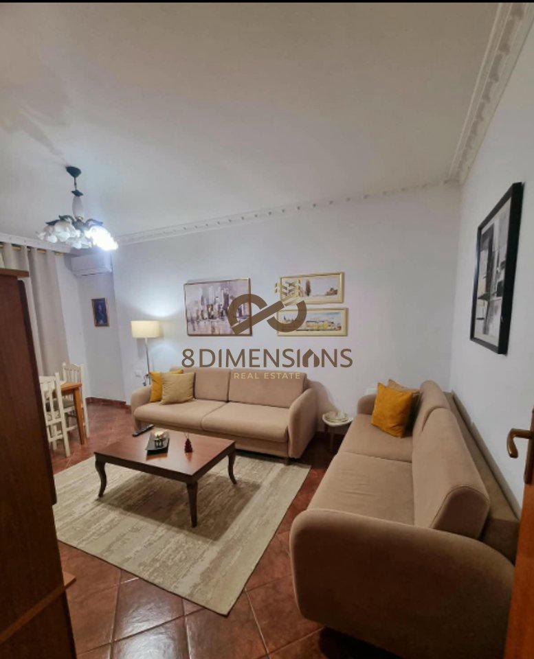 Jepet me qera Apartament 2+1 ne Rrugen Qamil Guranjaku – Tiranë - 1