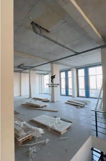 ZYRE ME QERA 550 M2 BULEVARDI RI 3.200 EURO FH-64340 – Tiranë - 1