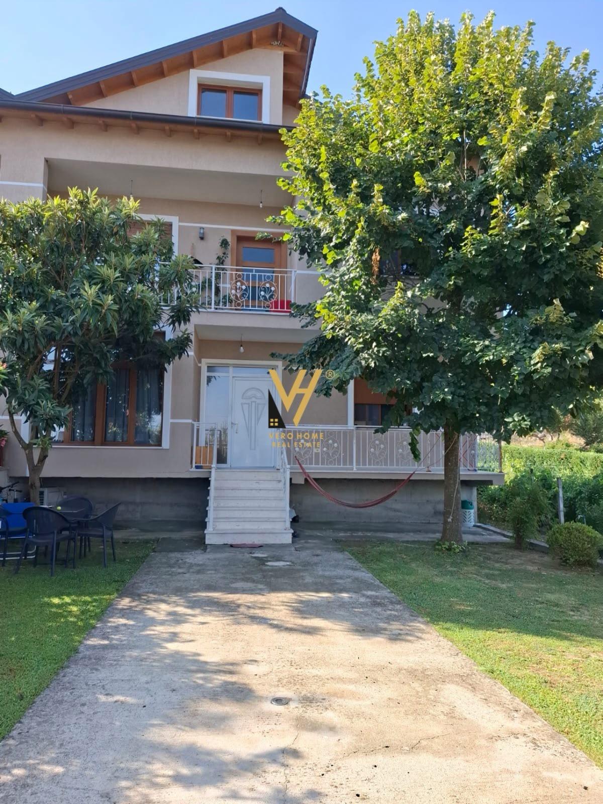 JEPET VILE 3-KATSHE ME QIRA NE BALDUSHK 1.000 EURO – Tiranë - 1