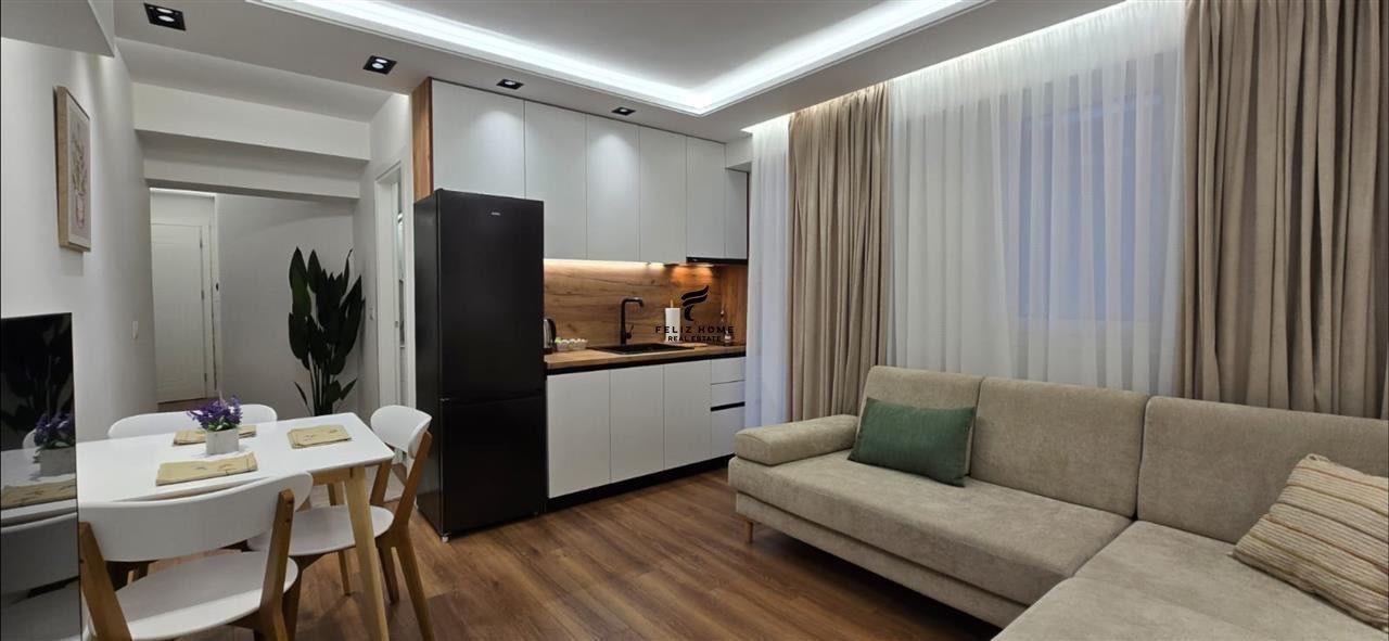 SHITET APARTAMENT 2+1 21 DHJETORI 318.000 EURO – Tiranë