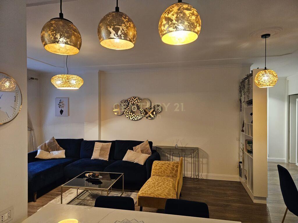 JAPIM ME QIRA APARTAMENT 2+1+2,RRUGA E KOSOVAREVE! – Tiranë