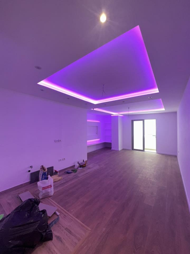 SHITET APARTAMENT • 2+1 + Ballkon i bollshem 📍 Adresa: Uje – Durrës