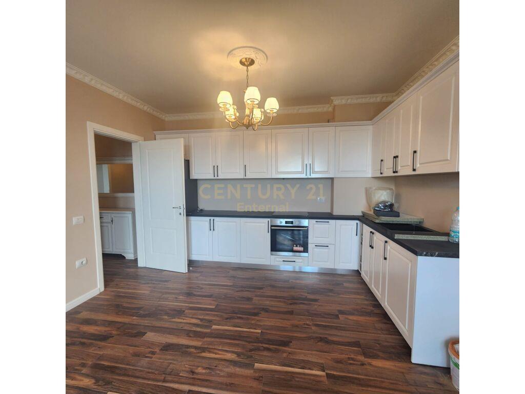 Shitet Apartament 2+1 Spitali i Kafsheve! Apartamenti ndodhe – Tiranë - 1