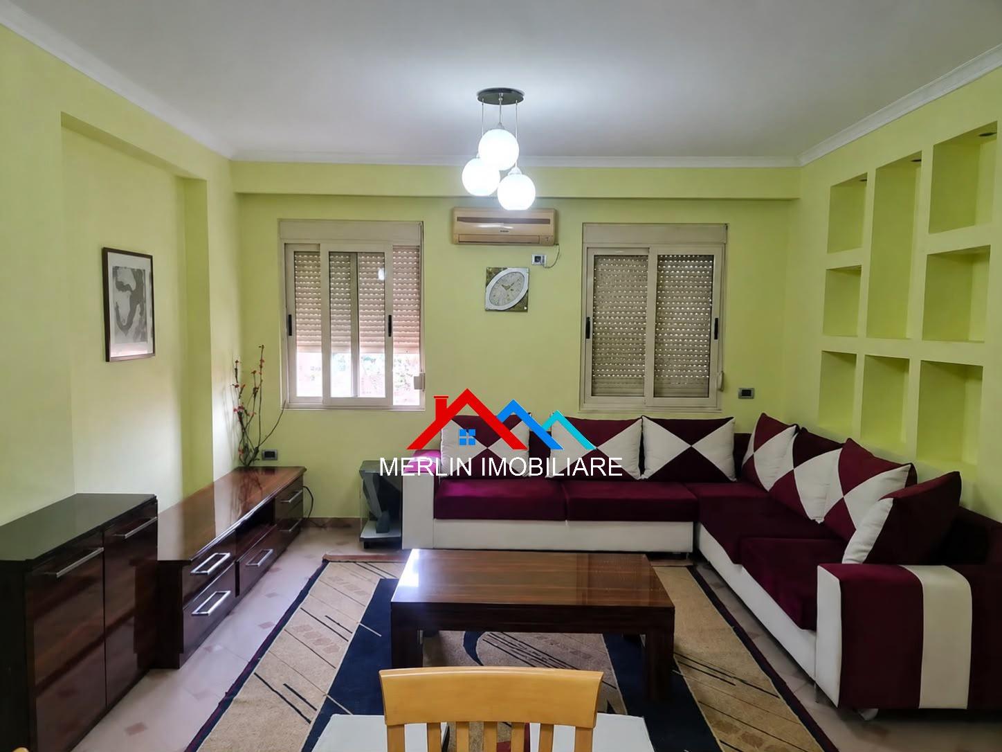 JEPET APARTAMENT 2+1 ME QERA NE RRUGAN MIHAL DURI AFER RRUGE – Tiranë