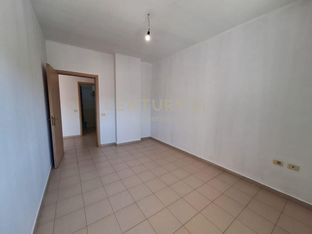 APARTAMENT 2+1 PER SHITJE NE ASTIR – Tiranë