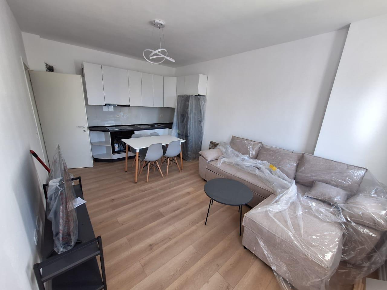 Apartament 3+1+2+post parkimi – Tiranë