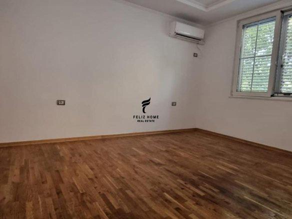 ZYRE ME QERA 90 M2 SHESHI WILLSON 900 EURO FH-87775 – Tiranë