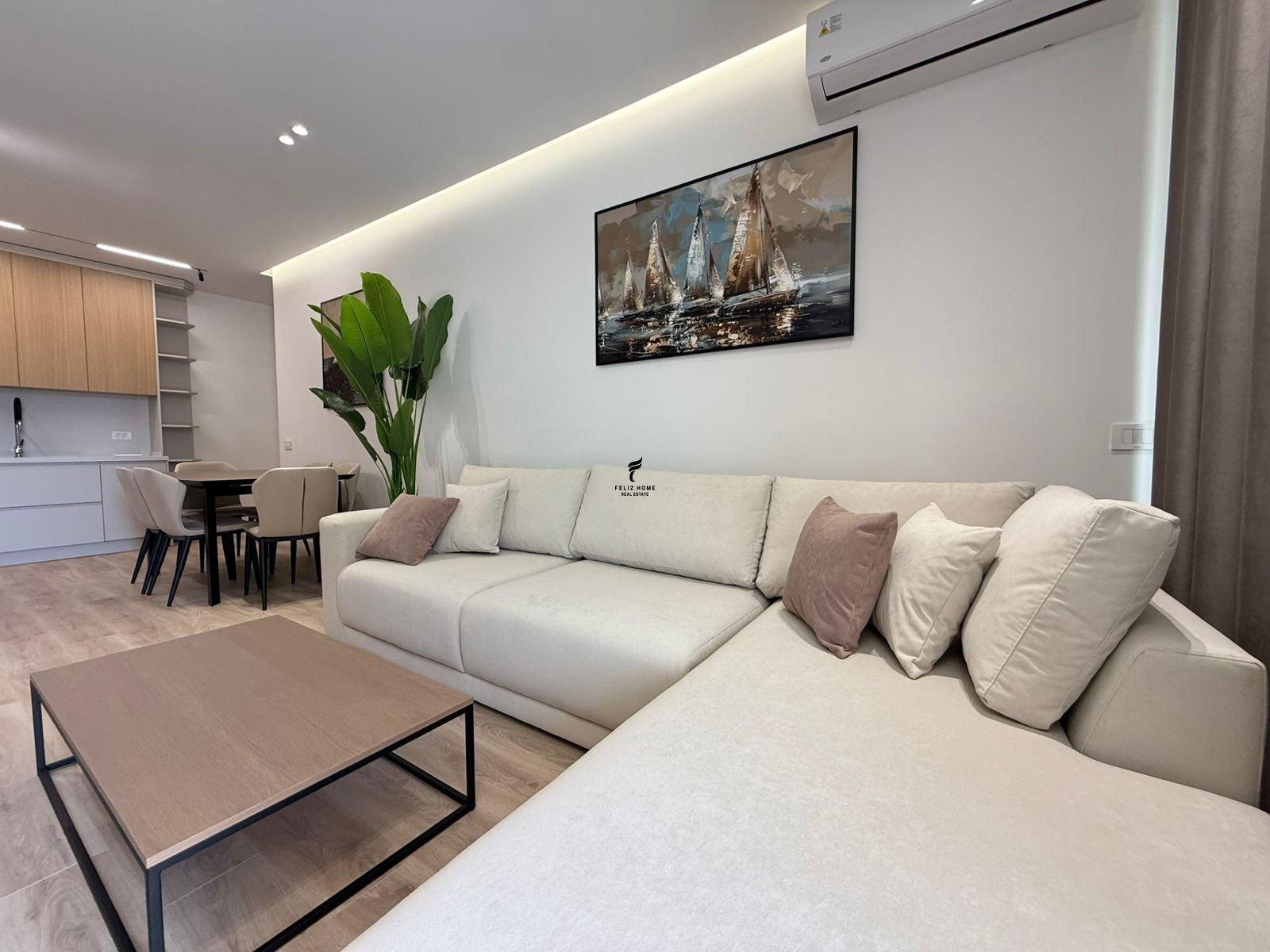 APARTAMENT ME QERA 2+1 MINE PEZA 1.500 EURO FH-90034 – Tiranë