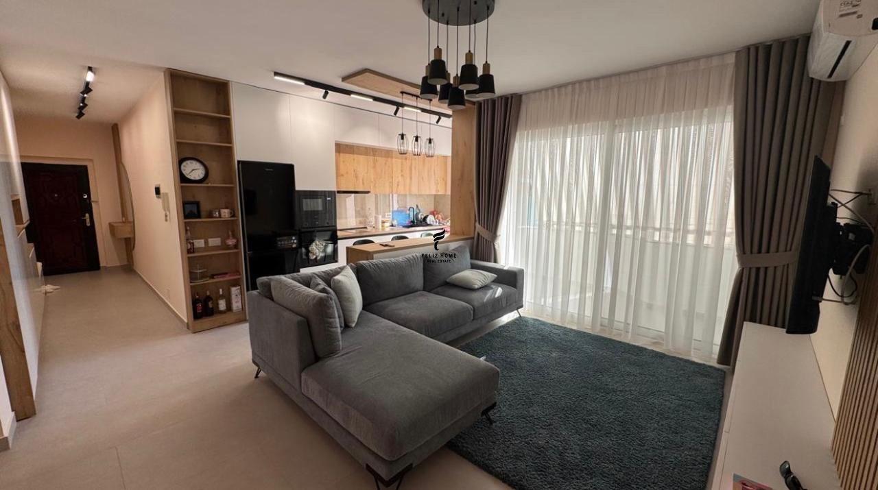 APARTAMENT ME QERA 1+1 MYSLYM SHYRI 75.000 LEKE FH-85971 – Tiranë