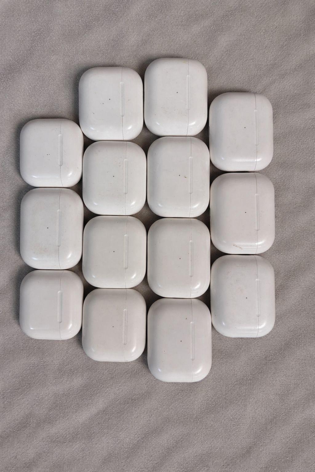 AIRPODS GEN 3 (ORIGJINALE) – Tiranë