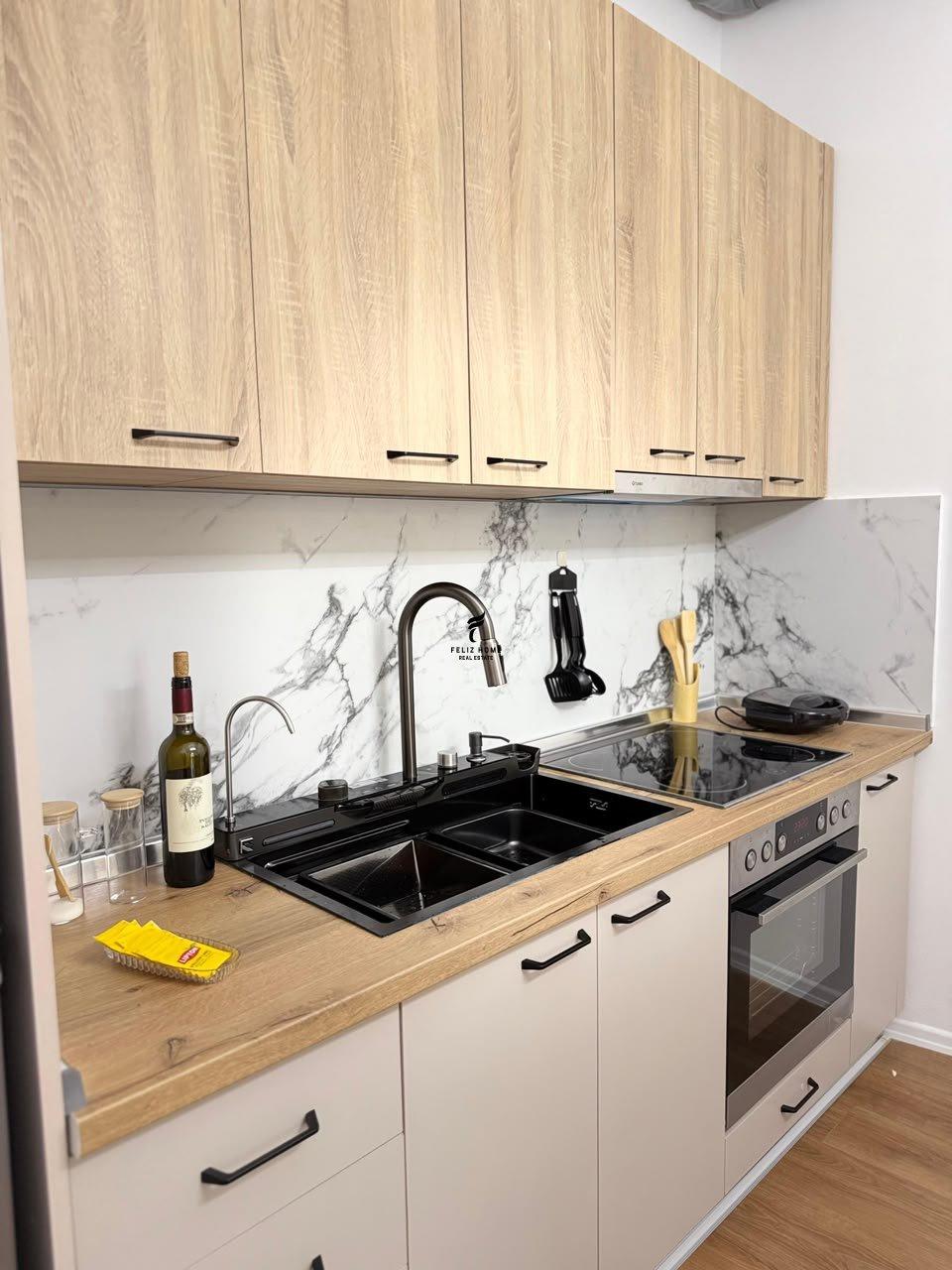 APARTAMENT ME QERA 1+1 RRUGA E KAVAJES 90.000 LEKE FH-95583 – Tiranë